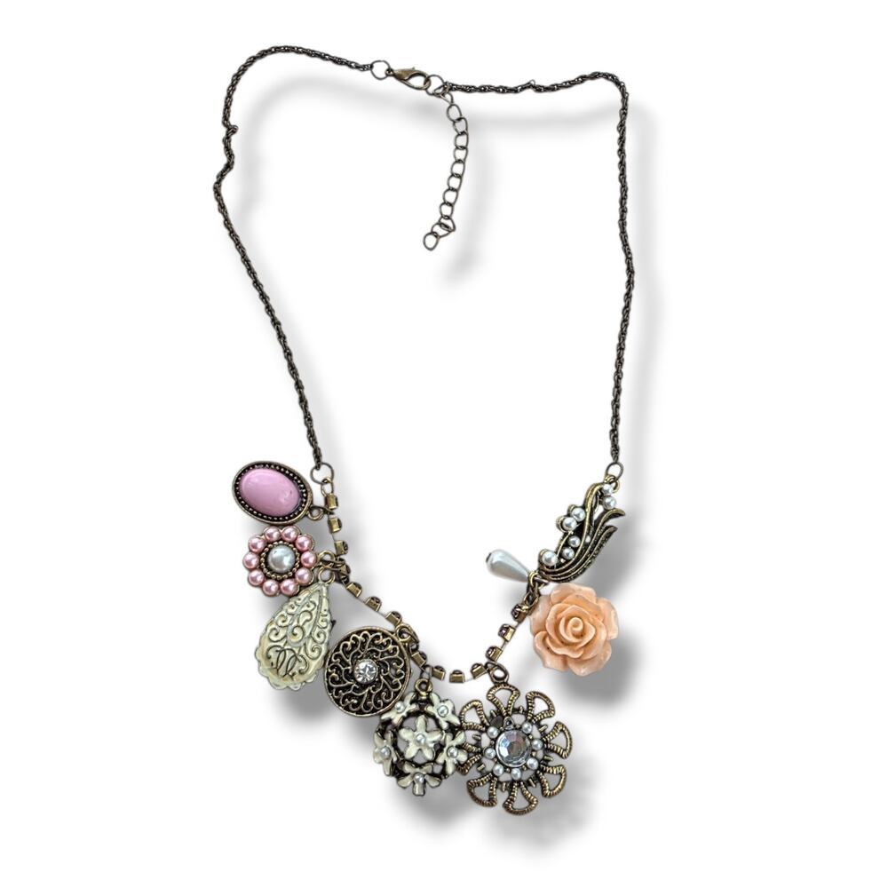 Retro Garden Fairy Charm‎ Rose Flower Necklace Whimsy Pearls Dangle Antique Look